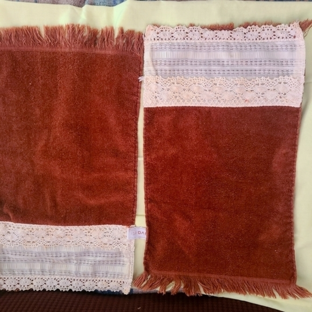 Avanti‎ Laura Ashley Scallop Edge Hand Towel Vintage Brown Set Of 2